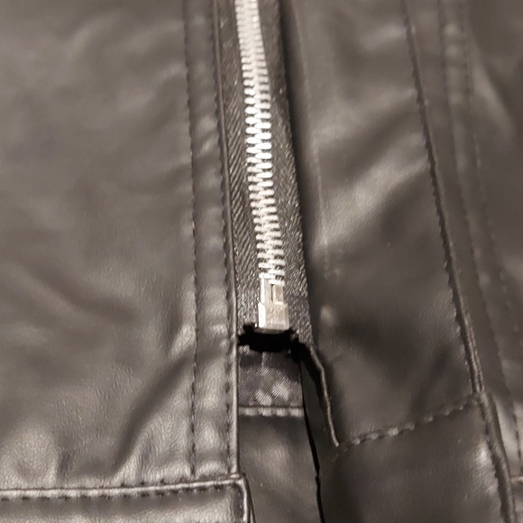 Jack Daniels Old Time number 7 brand pleather vest by Nian Lhu XXL - Picture 10 of 12